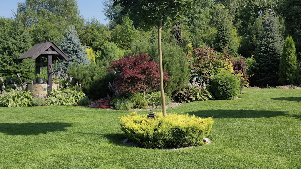 South Surrey Mowing | 2866 146 St, Surrey, BC V4P 0B1, Canada | Phone: (604) 337-1957