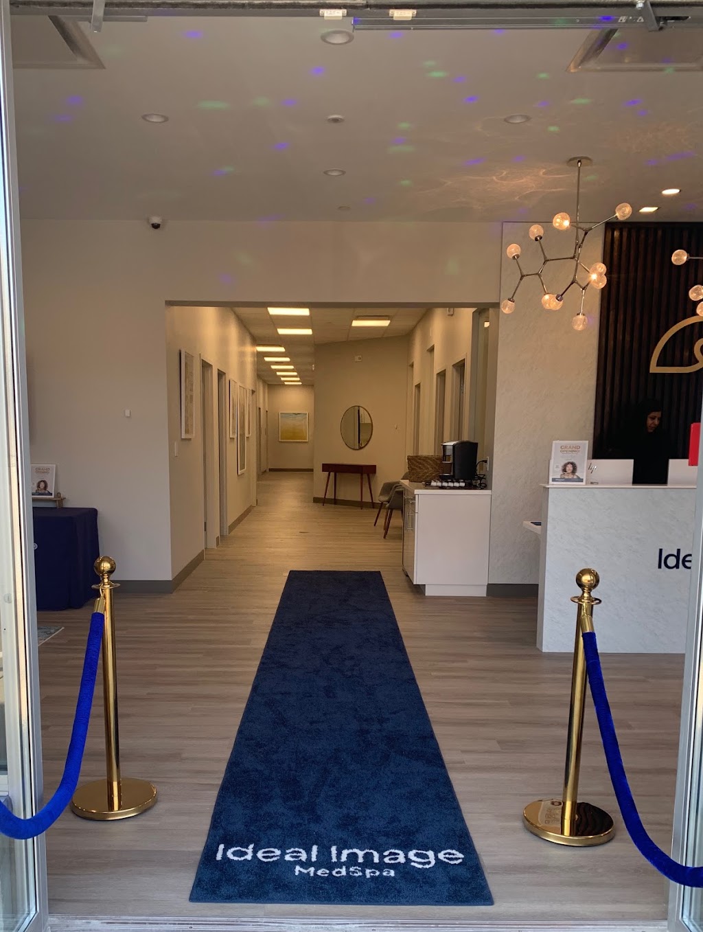 Ideal Image South Surrey | Corners #VH4, 16041 24 Ave Unit 50, Surrey, BC V3Z 9H7, Canada | Phone: (778) 654-8829