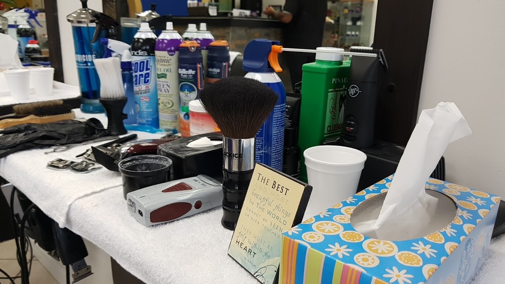 Majestic Barbershop & Beauty Salon | 289 Dundas St E #6, Mississauga, ON L5A 1X1, Canada | Phone: (905) 268-1111