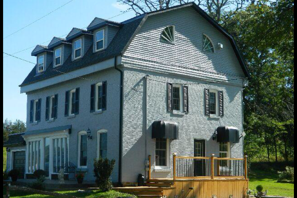 Jeff Lockwood Painting Services | 283 Garafraxa St, Chatsworth, ON N0H 1G0, Canada | Phone: (519) 372-3008