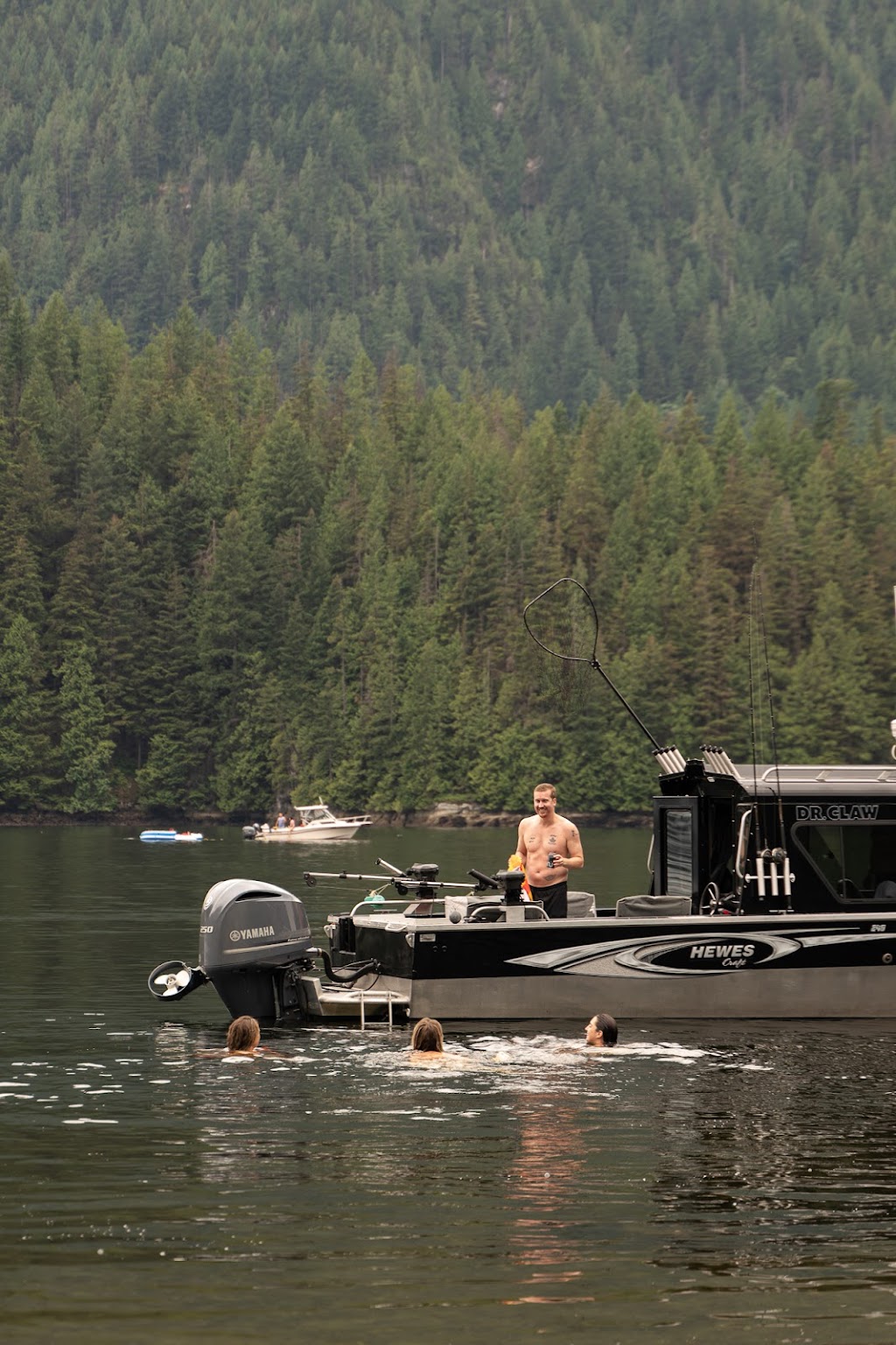 Boat Vancouver | 370 Esplanade E #204, North Vancouver, BC V7L 1A4, Canada | Phone: (778) 237-1473