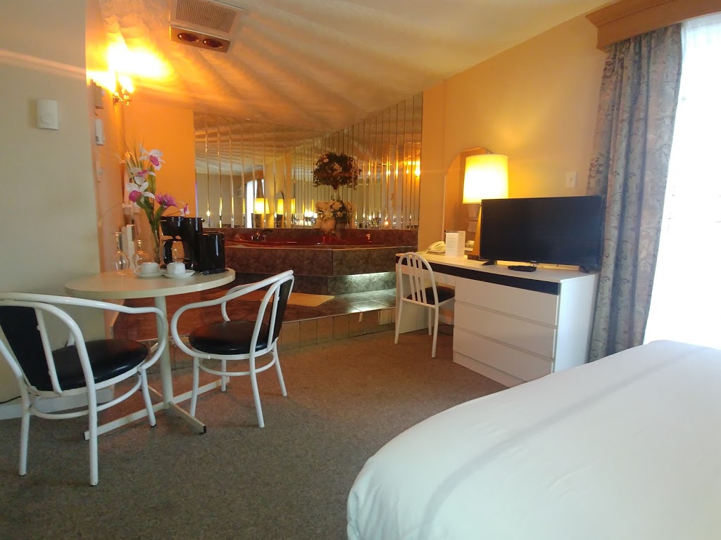 Motel Granby | 1085 Rue Principale, Granby, QC J2J 1Z4, Canada | Phone: (450) 378-6966