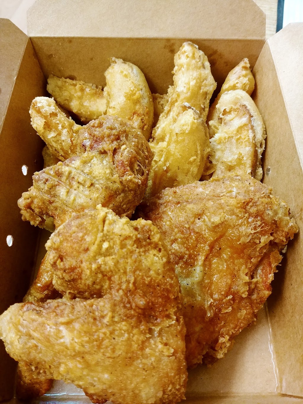 Chicken on the Run | 405 Craigflower Rd, Victoria, BC V9A 2V7, Canada | Phone: (250) 385-3468