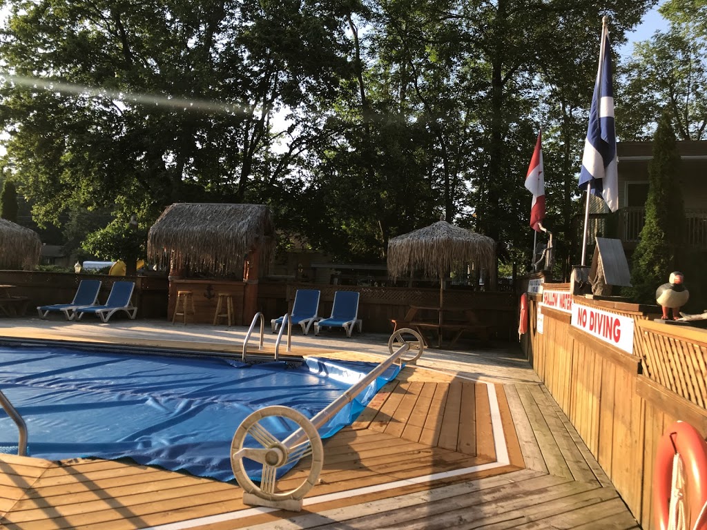 Mermaid Motel & Housekeeping Resort | 1600 Mosley St, Wasaga Beach, ON L9Z 2A2, Canada | Phone: (705) 429-3643