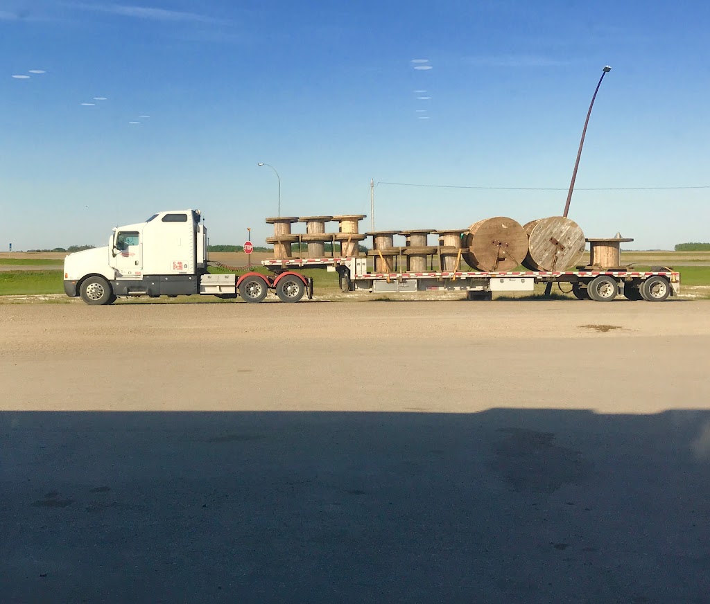 24 Seven Travel Centre | Jct 6 and, SK-16, Dafoe, SK S0K 1C0, Canada | Phone: (306) 554-1616