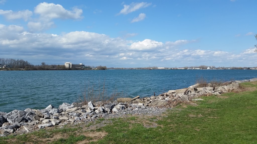 Niawanda Park | 200 Niagara St, Tonawanda, NY 14150, USA | Phone: (716) 505-1172