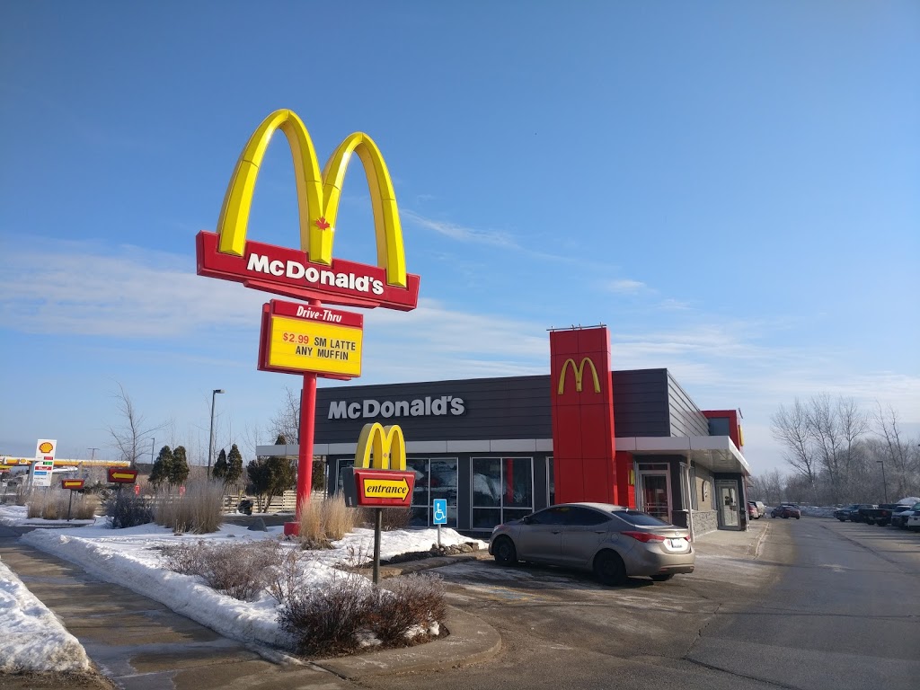McDonalds | 320 Memorial Ave, Orillia, ON L3V 5X6, Canada | Phone: (705) 325-9851
