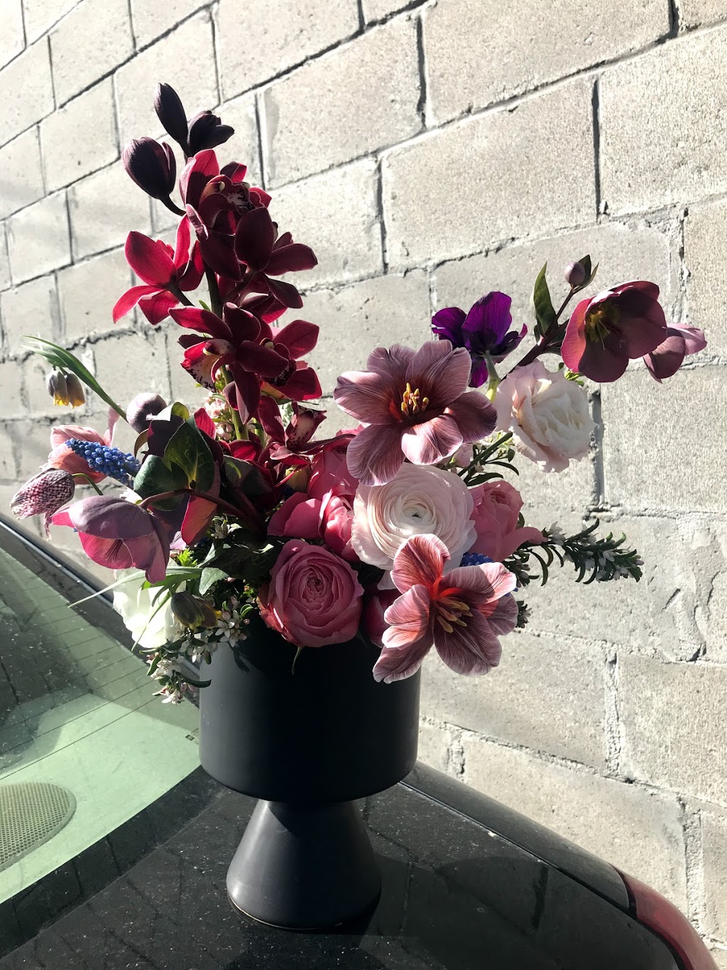 The Moody Blooms | 181 Lansdowne Ave, Toronto, ON M6K 2W1, Canada | Phone: (416) 912-1308