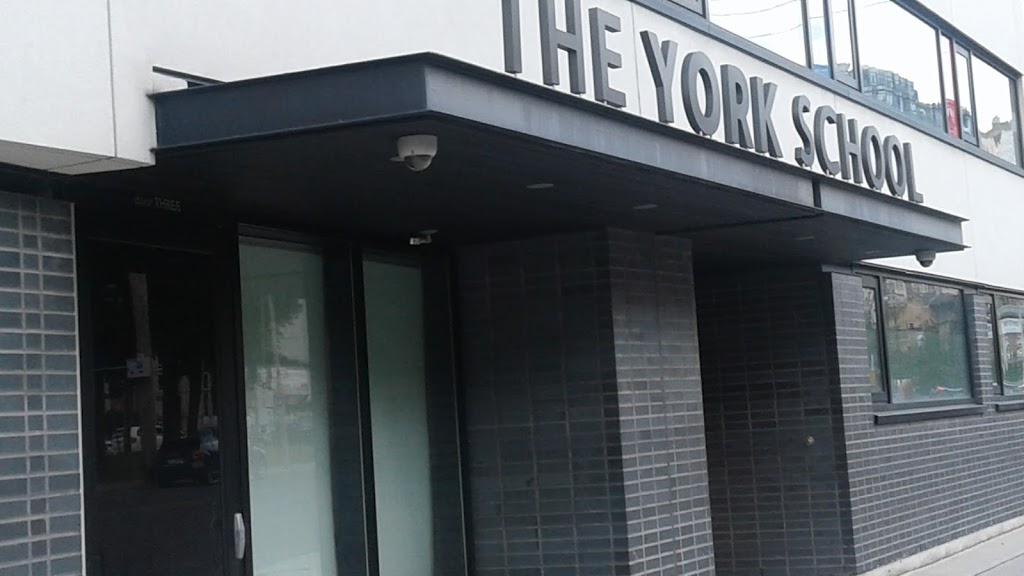 The York School (Junior School Campus) | 1639 Yonge St, Toronto, ON M4T 2W6, Canada | Phone: (416) 926-1325