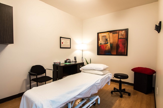 Kinatex Sports Physio Boucherville | 520 Boulevard du Fort-Saint-Louis Local 102, Boucherville, QC J4B 1S5, Canada | Phone: (450) 655-3577