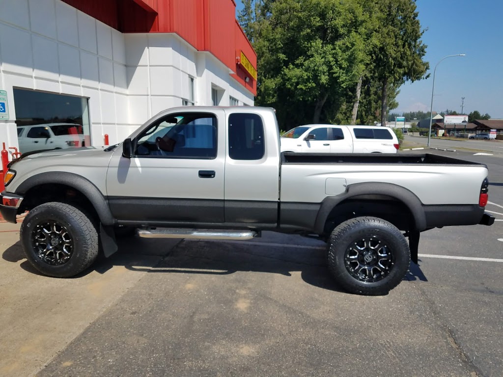 Les Schwab Tire Center | 210 Birch Bay Lynden Rd, Lynden, WA 98264, USA | Phone: (360) 354-1446