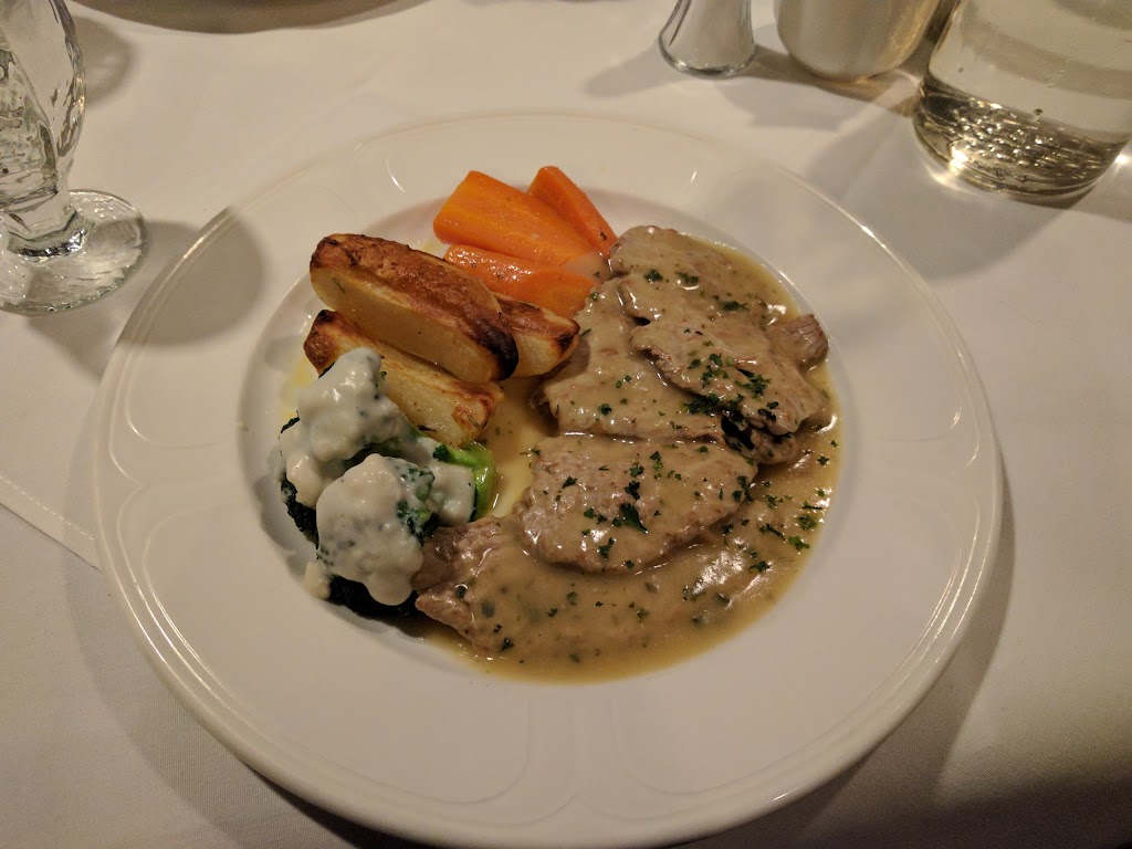 Pasquales | 6806 Macleod Trail, Calgary, AB T2H 0L3, Canada | Phone: (403) 252-0553