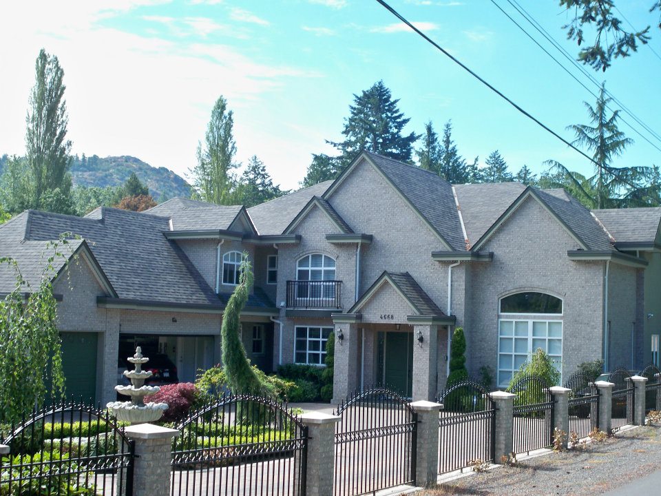 Aerial Roofing | 606 Sutiacum Rd, Sooke, BC V9Z 1C1, Canada | Phone: (250) 474-1519