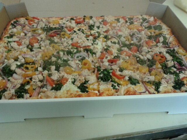 Albany Pizza | 222 Lansdowne Ave, Toronto, ON M6K 3C6, Canada | Phone: (416) 533-7300