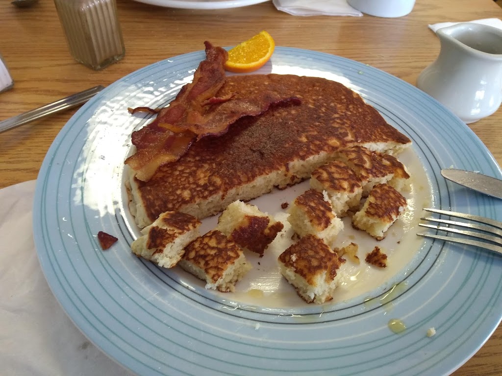 Roasters Cafe & Deli | 4267 US-5, Newport, VT 05855, USA | Phone: (802) 334-6556
