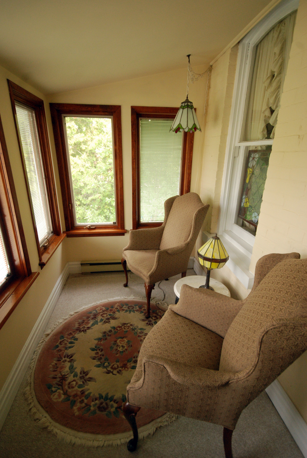The Southampton Inn | 118 High St, Southampton, ON N0H 2L0, Canada | Phone: (888) 214-3816
