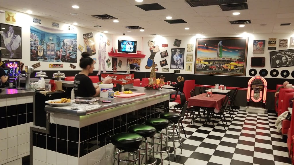 Route 42 Diner and Dairy Bar | 2825 County Rd 42, Windsor, ON N0R 1L0, Canada | Phone: (519) 966-5992