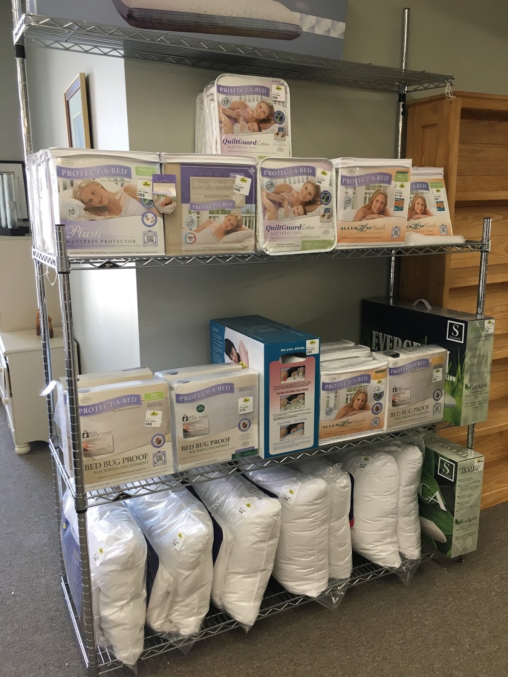 Leon’s Simcoe Clearance Centre | 40 Sydenham St, Simcoe, ON N3Y 1R7, Canada | Phone: (226) 227-2150