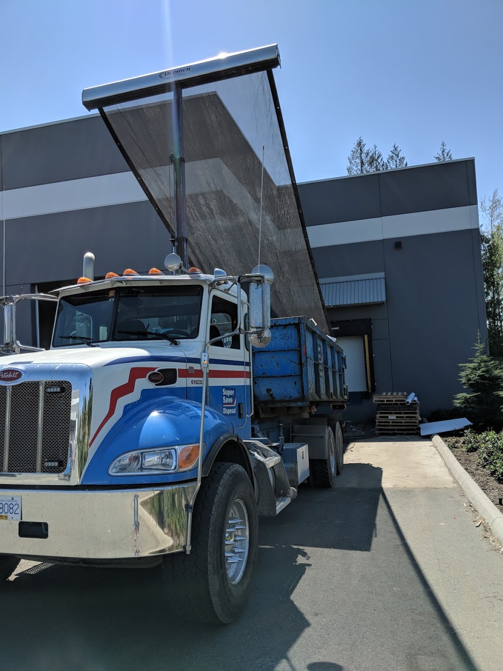 Signboom | 5525 272 St b125, Langley City, BC V4W 1P1, Canada | Phone: (604) 881-0363