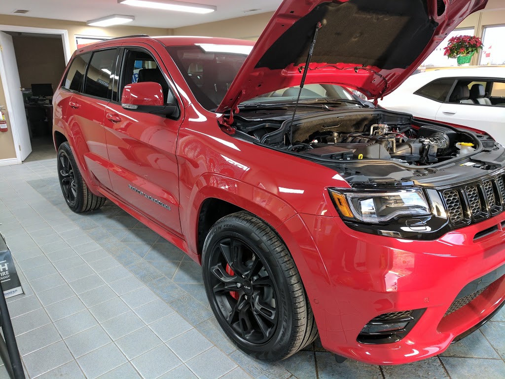 Peterborough Chrysler Jeep Dodge | 2017 Lansdowne St, Peterborough, ON K9J 7Y4, Canada | Phone: (888) 244-6013