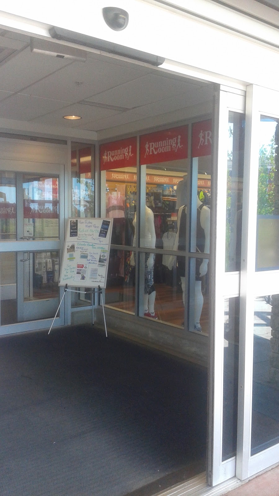 Running Room | Terwillegar Community Rec Centre, 2051 Leger Rd NW Unit 5, Edmonton, AB T6R 0R9, Canada | Phone: (780) 439-0501
