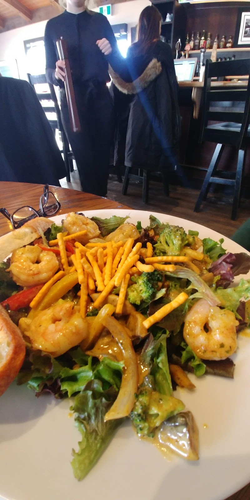 Moodys Bar & Grill | 3 Tupper St, Millbrook, ON L0A 1G0, Canada | Phone: (705) 932-6663