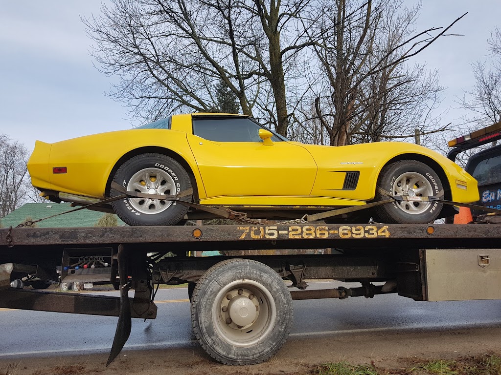 En Route Towing & Recovery Inc. | 1074 Kernohan Farm Trail, Minden, ON K0M 2K0, Canada | Phone: (705) 286-6934