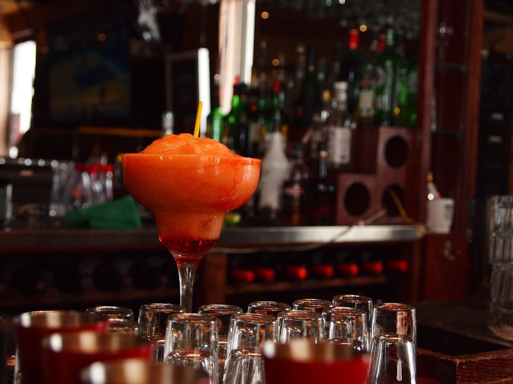 Chalkers Sports Bar and Grill | 247 Marlee Ave, North York, ON M6B 1N3, Canada | Phone: (416) 789-2531