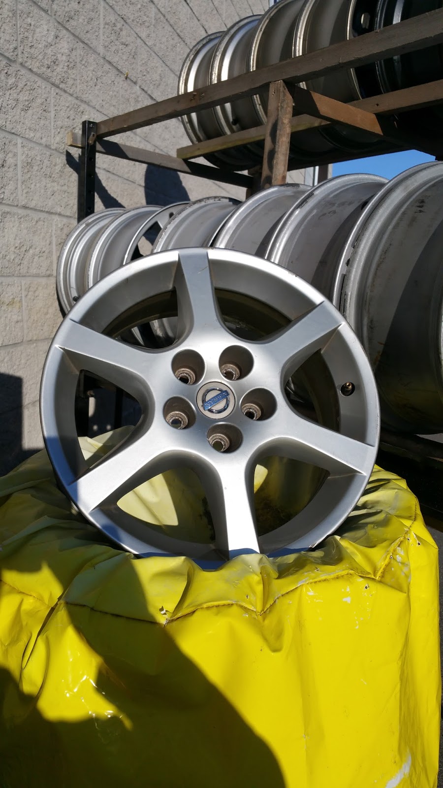 401 Tires | 3673 Dufferin St #2, North York, ON M3K 1N9, Canada | Phone: (416) 230-3579