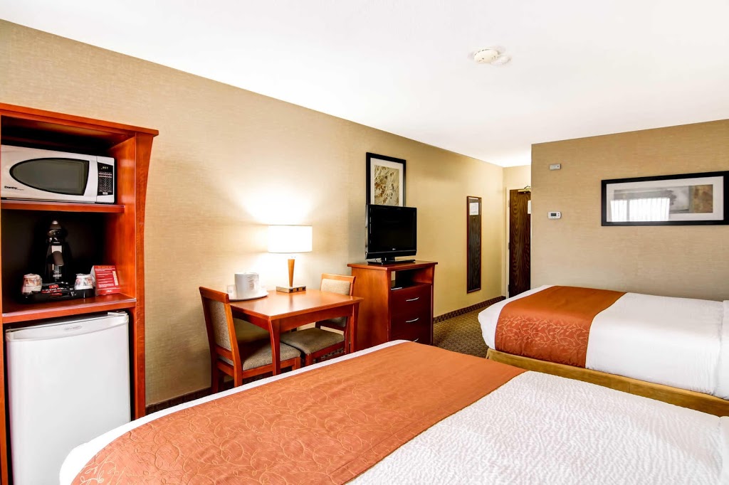 Quality Inn | 2899 King St E, Kitchener, ON N2A 1A6, Canada | Phone: (519) 894-3500