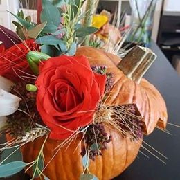 Floresco Kitchener Florist | 204 Tall Grass Cres, Kitchener, ON N2P 2N3, Canada | Phone: (519) 624-8824