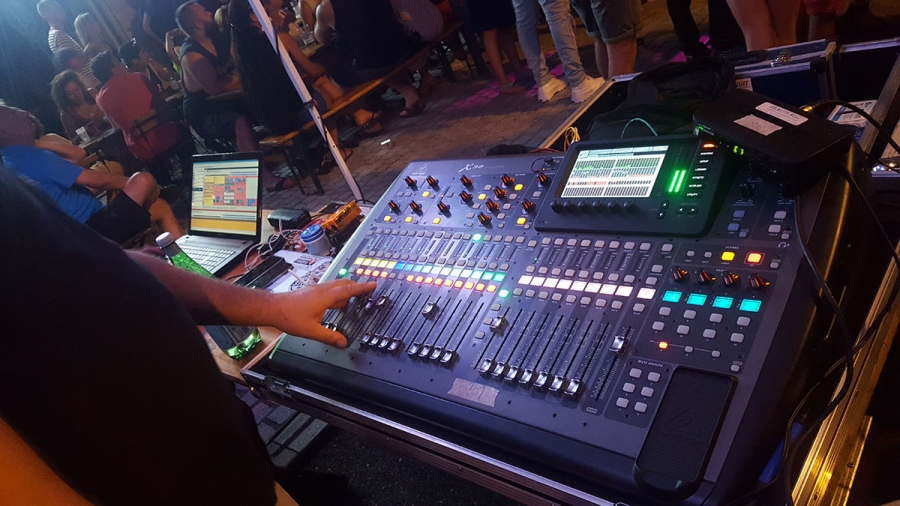Les Productions Merlins | 751 Rue de la Montagne, Saint-Tite, QC G0X 3H0, Canada | Phone: (418) 365-8809