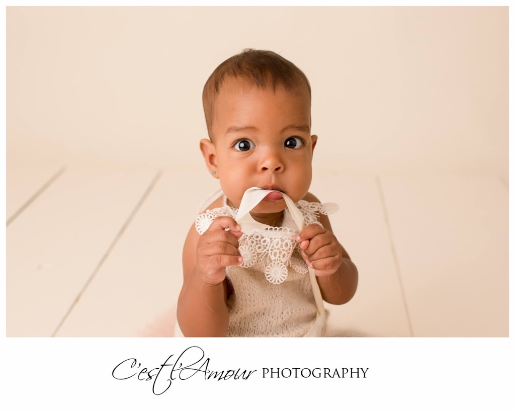 Cest lAmour Photography | 1211 King St E, Oshawa, ON L1H 1J1, Canada | Phone: (905) 995-0994