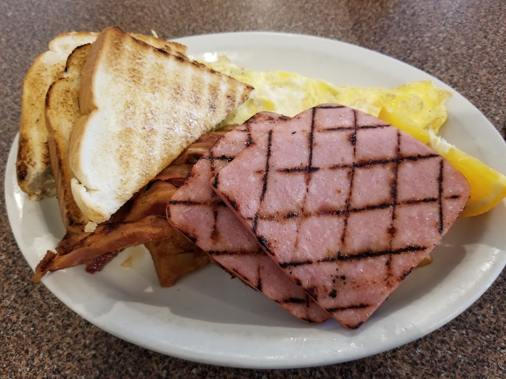 Yaychis | Hwy 15 & Hwy 29, Lamont, AB T0B 2R0, Canada | Phone: (780) 895-7312