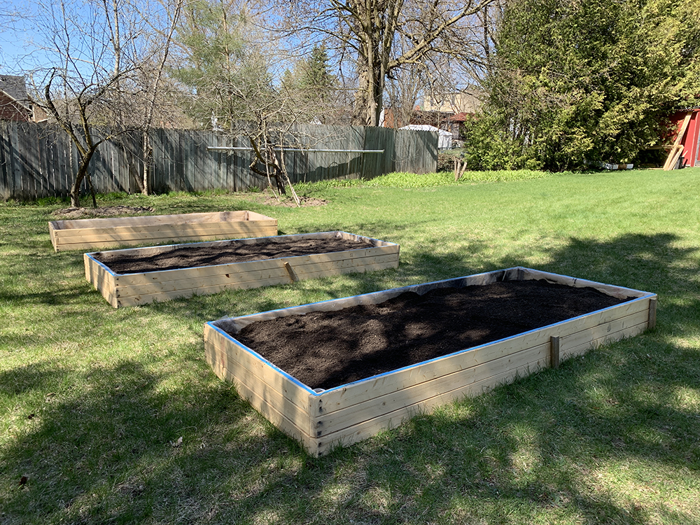 Grow Green | 19100 Centre St, Mount Albert, ON L0G 1M0, Canada | Phone: (647) 224-0990