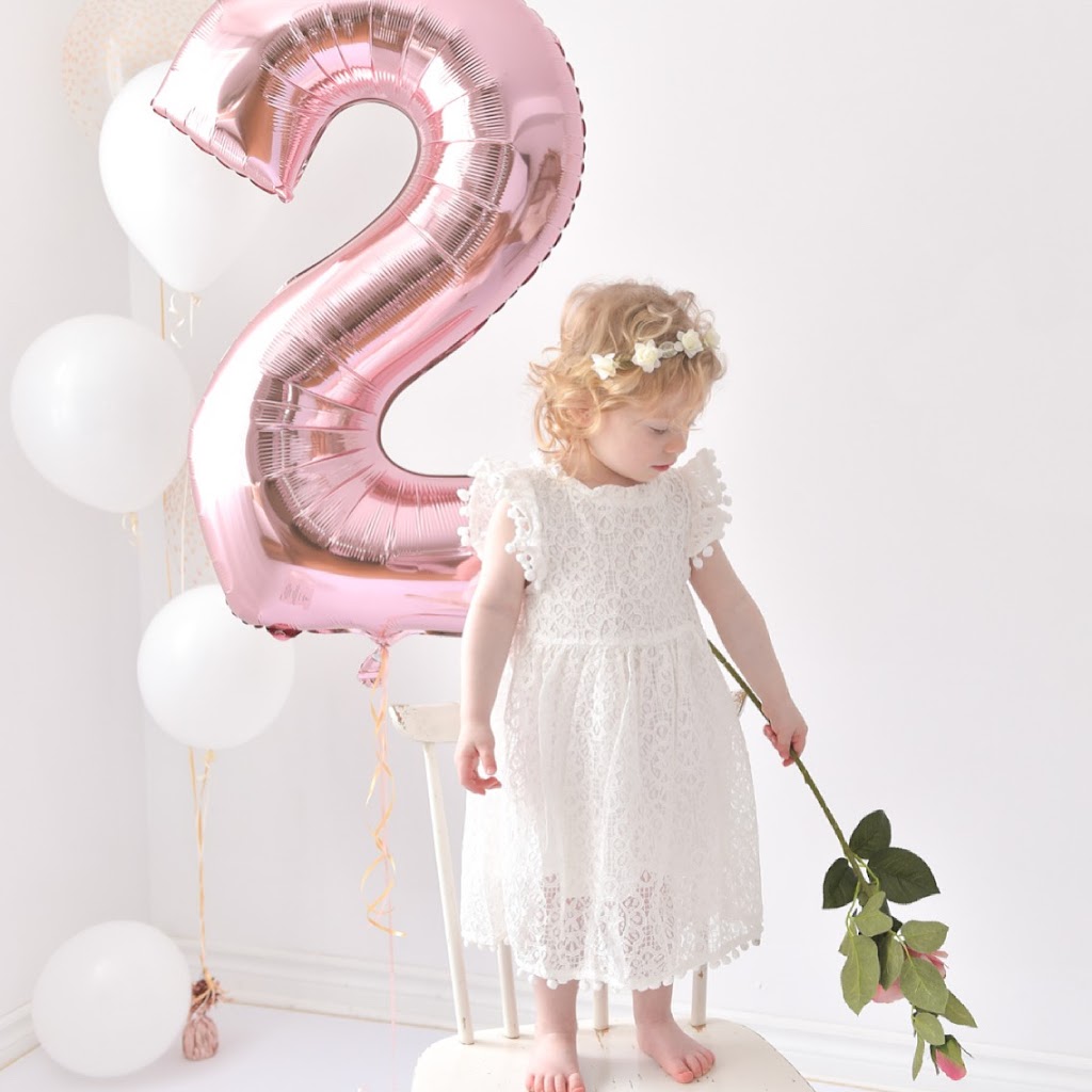Sally Lygo Photography | 5 Cheltonia Way, Kanata, ON K2T 1G1, Canada | Phone: (343) 987-7048