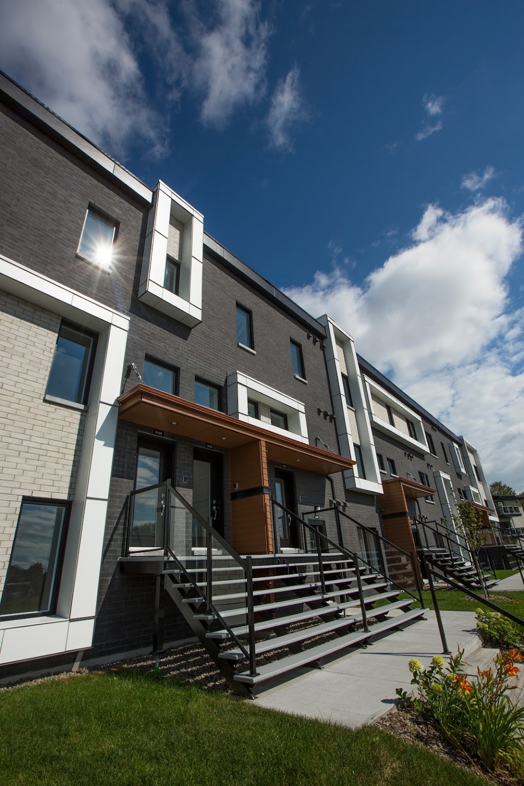 Les Triplex du Petit Mesnil - Condos locatifs à Lebourgneuf | Rue Joseph-Brosseau, Quebec City, QC G2K 0K7, Canada | Phone: (418) 931-1138