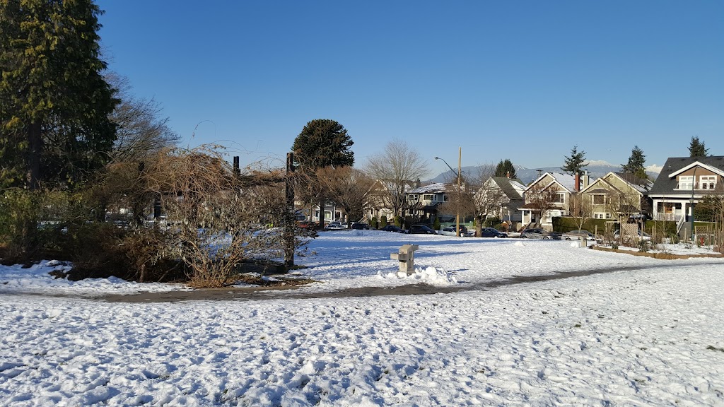 Mount Pleasant Park | 3161 Ontario St, Vancouver, BC V5T 2Z1, Canada | Phone: (604) 873-7000