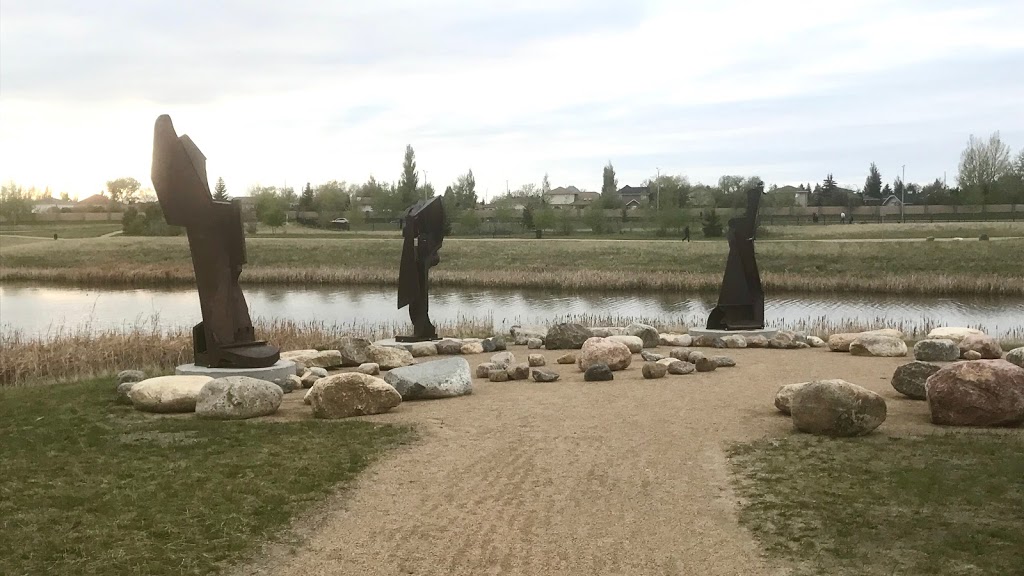 Hyde Park Dog Park | Boychuck Drive, Saskatoon, SK S7V 0A7, Canada | Phone: (306) 975-3340