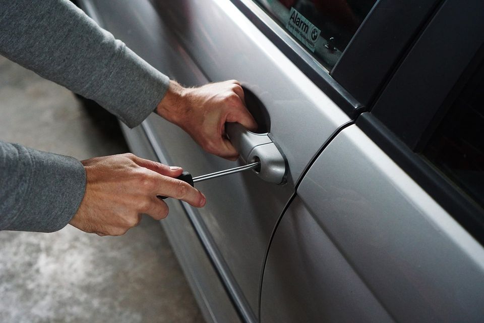 Dixieone Towing | 181 Rutherford Rd S Unit 13, Brampton, ON L6W 3P4, Canada | Phone: (905) 781-5544