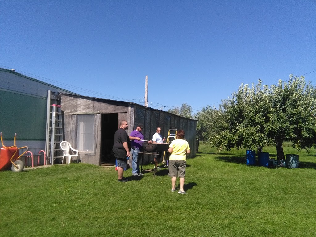 Parc Le Carignan | 11481 Avenue P M Favier, Montréal-Nord, QC H1G 3X9, Canada