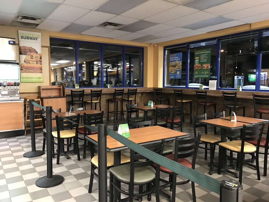 Restaurant SUBWAY | Ultramar Convenience Store 2662 montee st, Saint-Lazare, QC J7T 2H9, Canada | Phone: (450) 458-7150