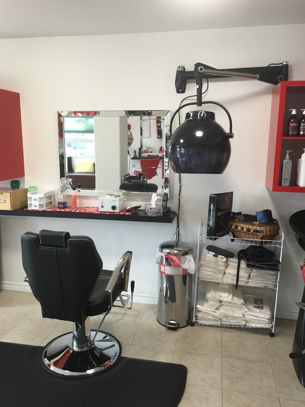 Hair by Oz | 742 Tower St S, Fergus, ON N1M 2R3, Canada | Phone: (519) 787-8034