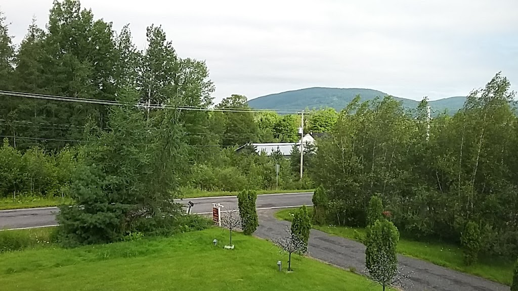 Gîte Passion Tendresse (B&B) | 130 Chemin de Fulford, Shefford, QC J2M 1B2, Canada | Phone: (514) 513-7281