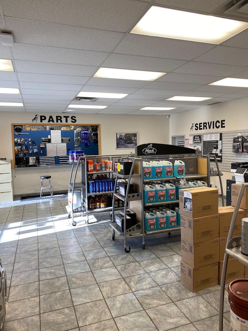TransWestern Truck Centres Mack/Volvo Lethbridge | 1009 41 St N, Lethbridge, AB T1H 6J3, Canada | Phone: (403) 320-6089