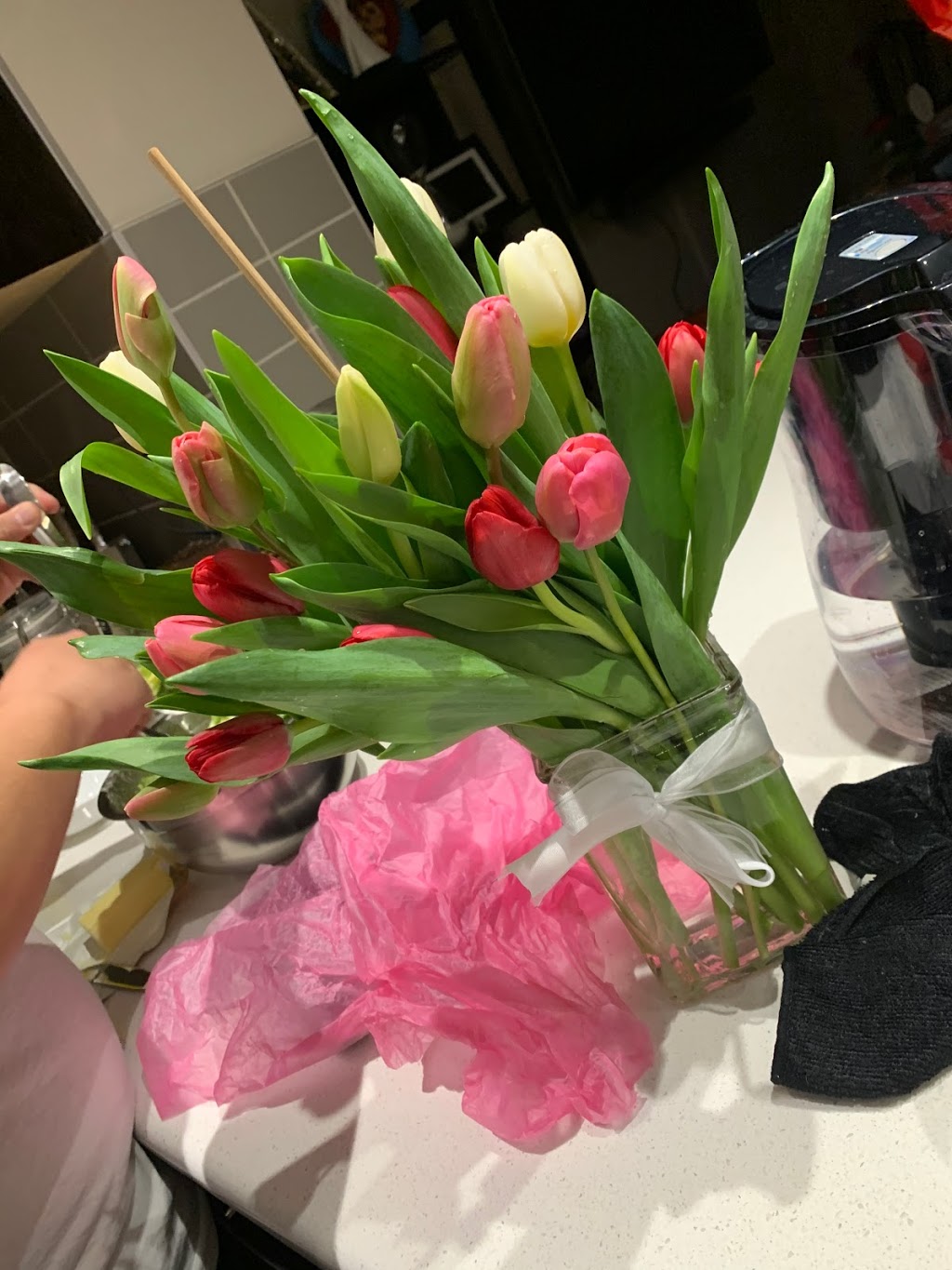 Incredible Florist Group | 5725 Burbank Rd SE, Calgary, AB T2H 1Z5, Canada | Phone: (403) 276-1184