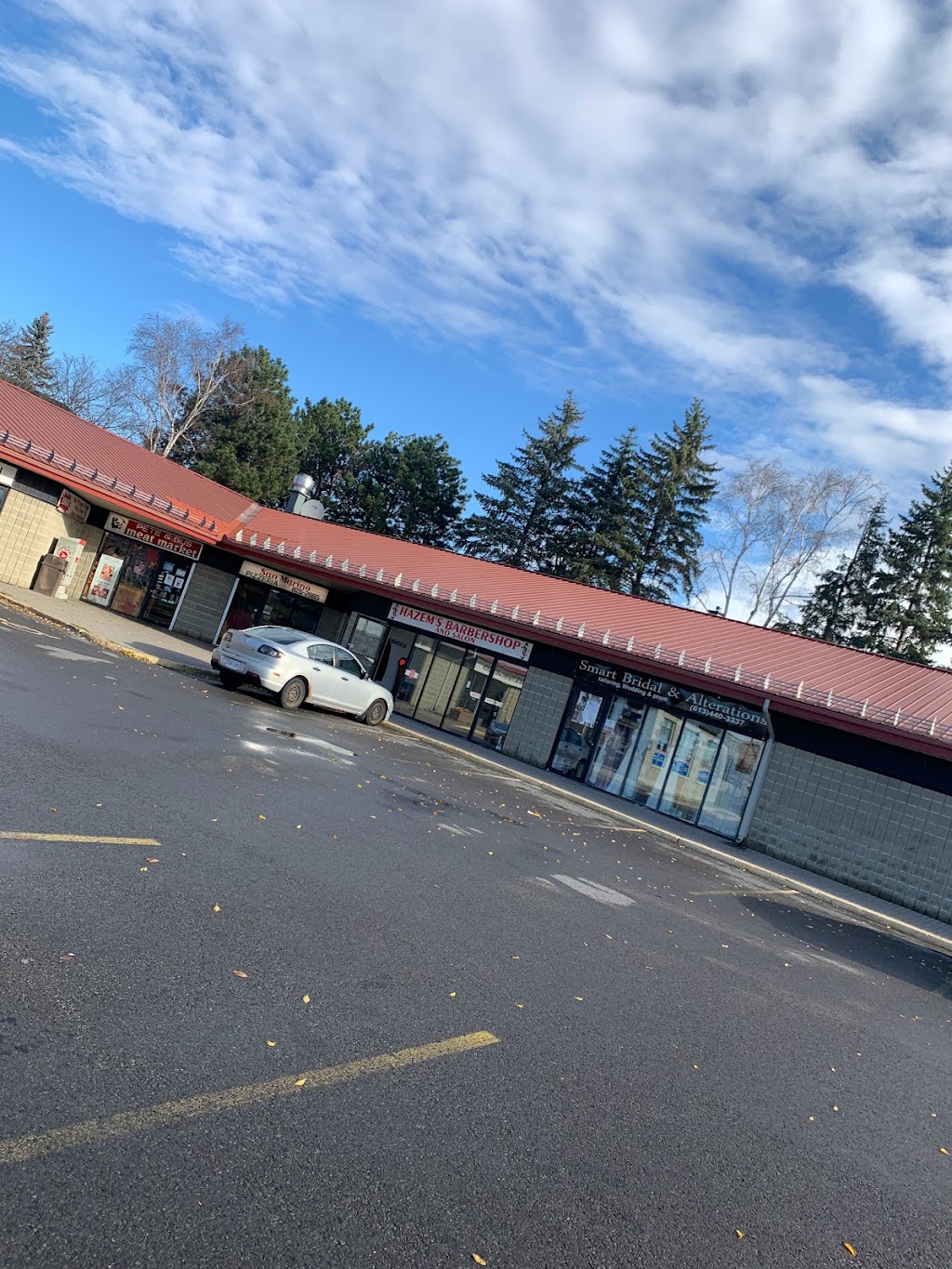 Hazems BarberShop and Salon | 2201 Jockvale Rd, Nepean, ON K2J 4J9, Canada | Phone: (613) 825-7525
