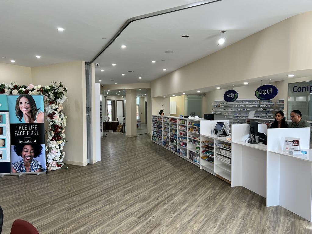 Aafiyat Medical Centre: Walk-in and Family Doctors Clinc | 3465 Platinum Dr #80, Mississauga, ON L5M 2S1, Canada | Phone: (289) 813-0786