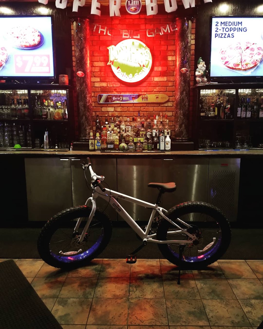 Bodiddlys Pub & Grill | 4274 137 Ave NW, Edmonton, AB T5Y 2Z2, Canada | Phone: (780) 476-1918