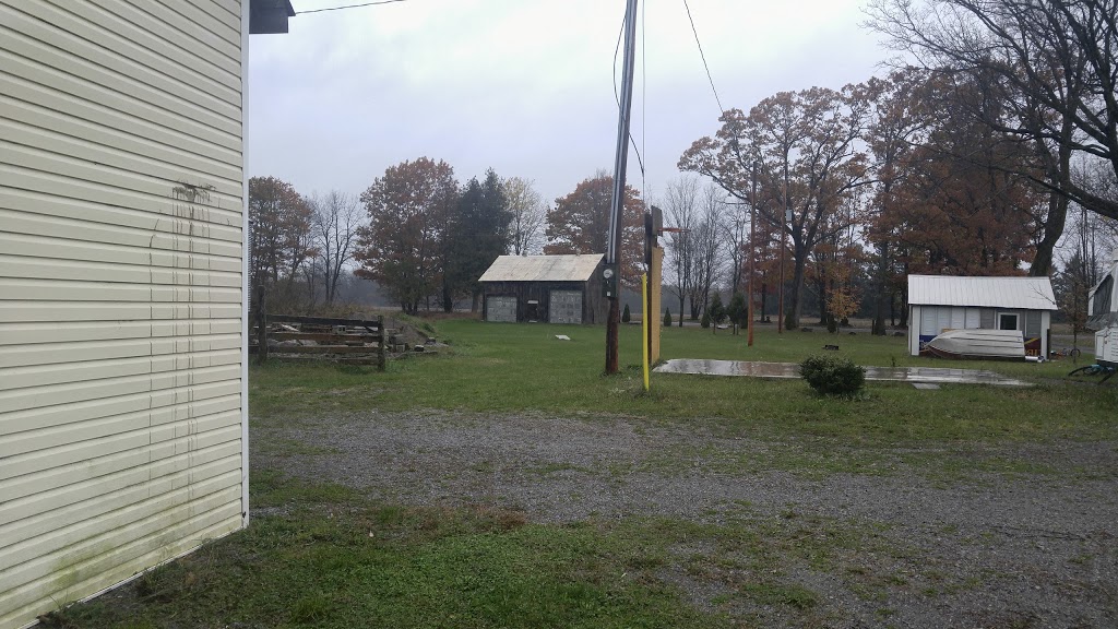 Adam Farm Unique Vacations | 712 Friendly Acres Rd, Hastings, ON K0L 1Y0, Canada | Phone: (705) 696-3800